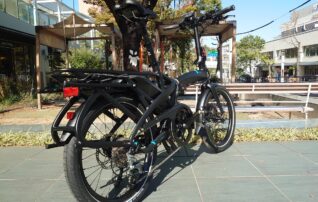 街乗りに留まらない傑作折り畳みe-bike　Tern『Vektron S10』 